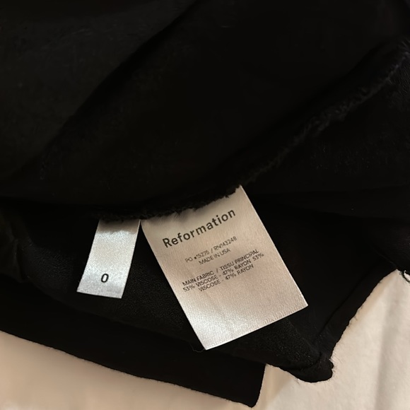 Reformation Benny Cutout Crepe Dress Black Size: 0 - Picture 11 of 11